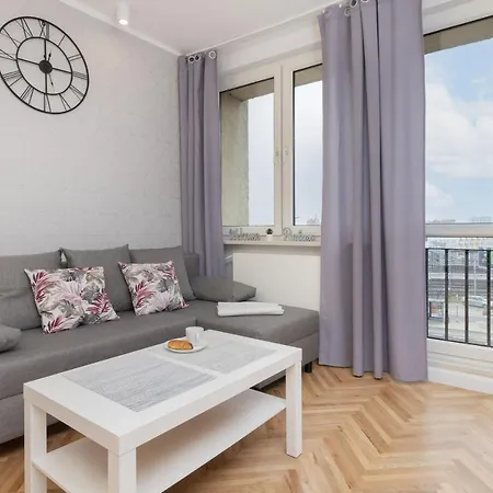 Dworzec Pkp Centrum Apartament Morska By Renters Апартаменты *