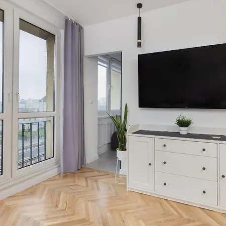 Dworzec Pkp Centrum Apartament Morska By Renters Апартаменты