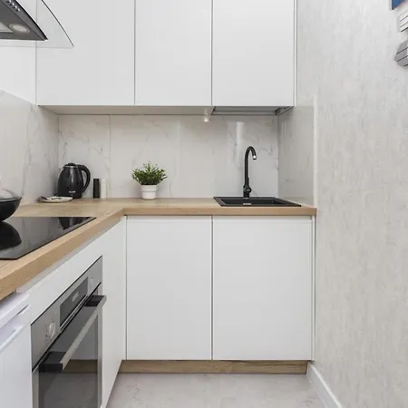 Dworzec Pkp Centrum Apartament Morska By Renters Апартаменты *