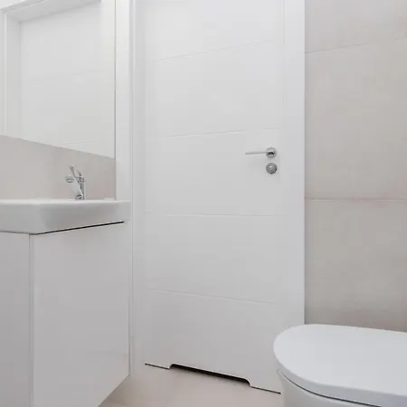 Dworzec Pkp Centrum Apartament Morska By Renters Апартаменты Гдыня
